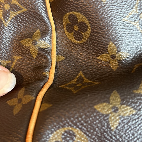 Auth LOUIS VUITTON Monogram Keepall Travel bag - Picture 8 of 13